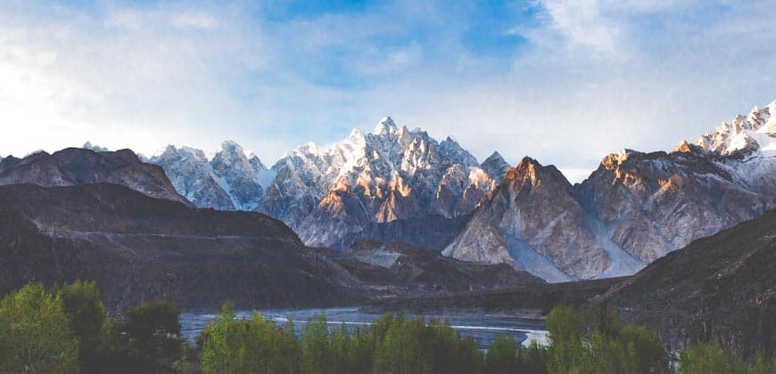 Hunza, Attabad Lake & Hopper 6 Days 5 Nights Tours (BY AIR)